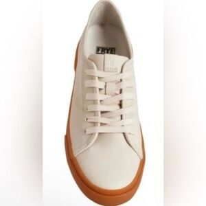 Frye Gia leather sneaker, women’s Sneakers size 9.5 brand new in replacement box